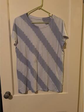 LOFT Blue and White Diagonal Tie-Dye Crewneck T-Shirt